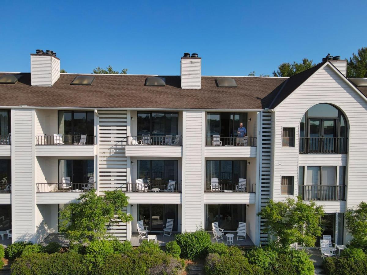228 Edgewater Inn Charlevoix Exteriör bild